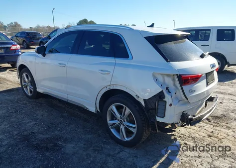 2021 Audi Q3 Premium 45 Tfsi S Line Quattro Tiptronic z USA, uszkodzony, nr VIN WA1DECF35M1032815